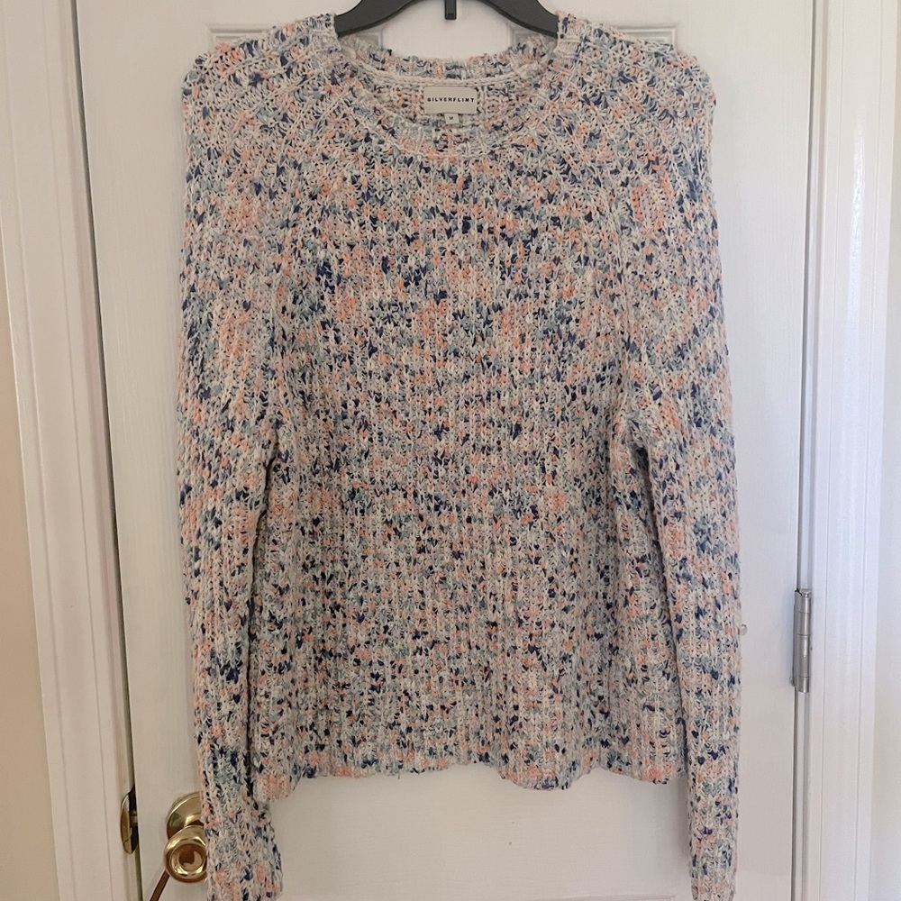 Long sleeve knit sweater